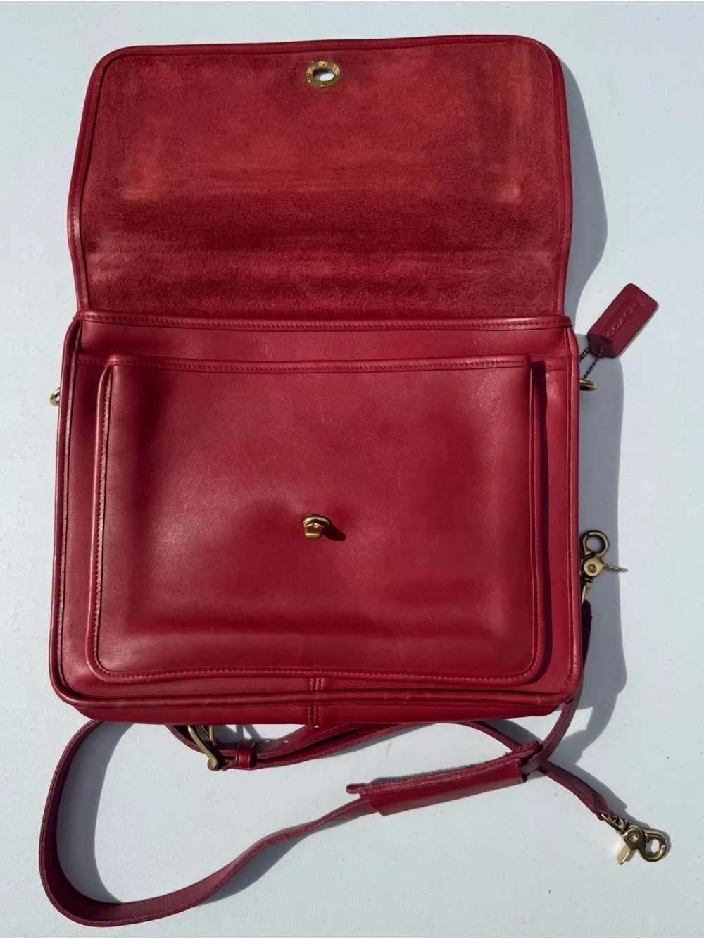 Coach RED Colebrooke Case No. 5181